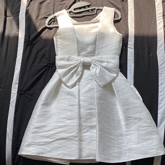 Kate Spade low back bow dress - Picture 2 of 4